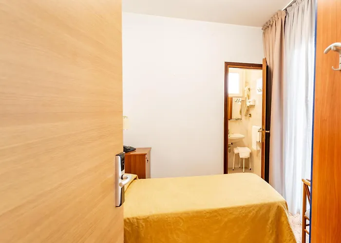 Hotel Souvenir 3*