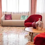 Souvenir Hotel 3*